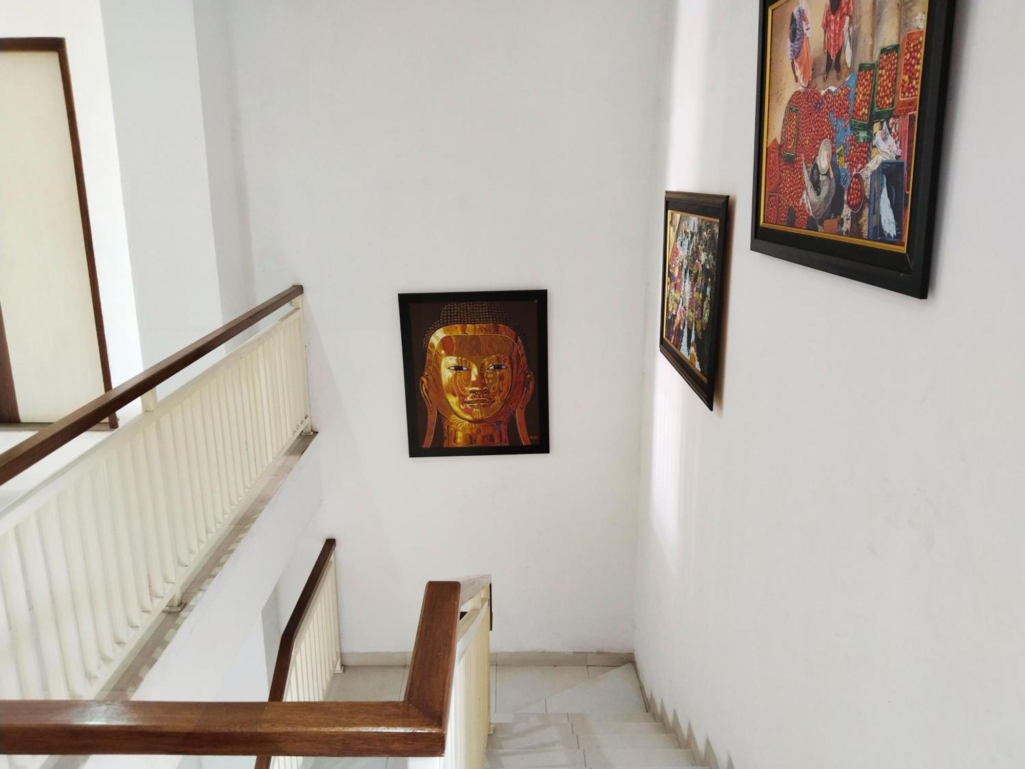 Dejati House Hotel Bekasi Luaran gambar